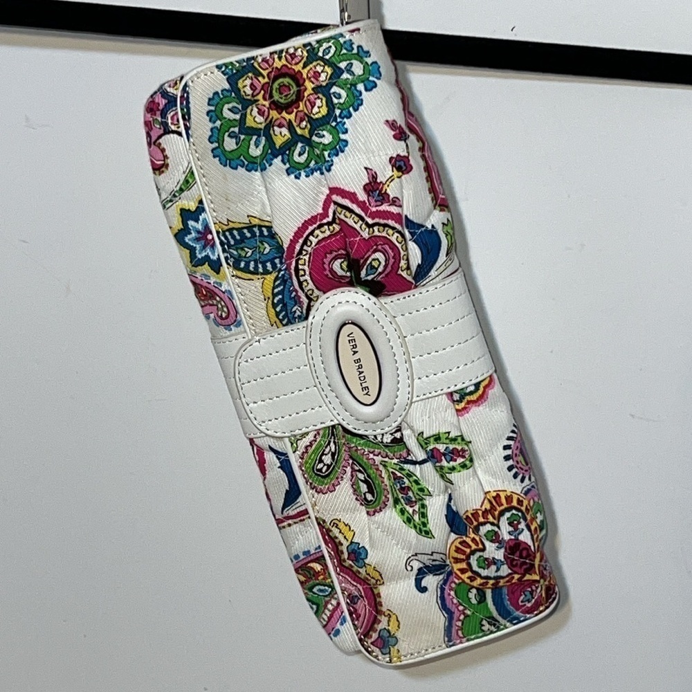 Vera Bradley Womens Wristlet Summer Purse